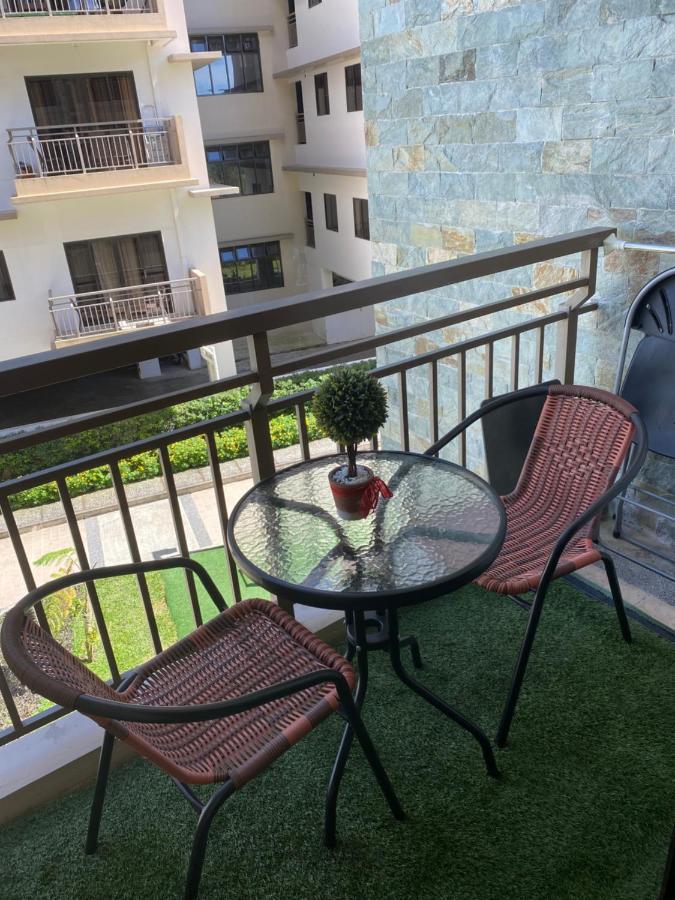 Near Johnhay Minesview Fast Wi-Fi Netflix Balcony Lejlighed Baguio City Eksteriør billede