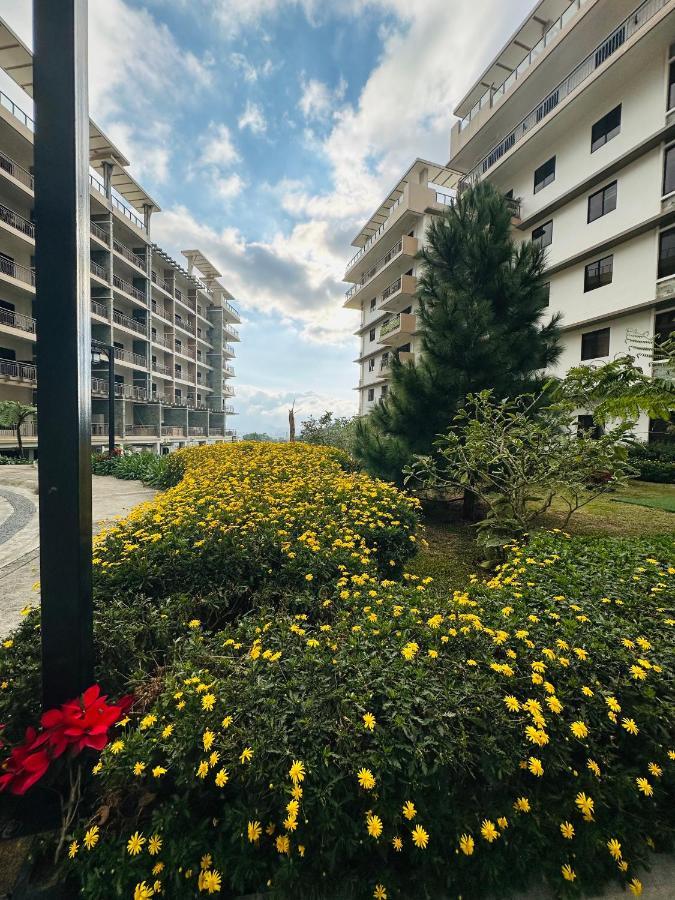 Near Johnhay Minesview Fast Wi-Fi Netflix Balcony Lejlighed Baguio City Eksteriør billede